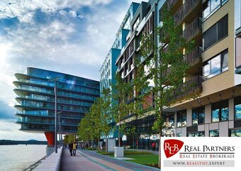 Prenájom 2 izbový byt, 58 m2,River park,Dvořákovo nábrežie,S - 6