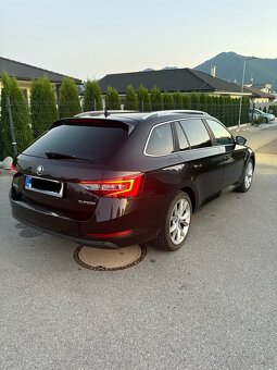 Škoda superb 2.0 Tdi dsg - 6