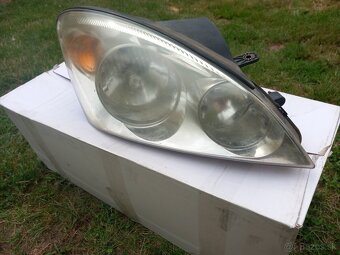 Predne svetla ceed I - 6