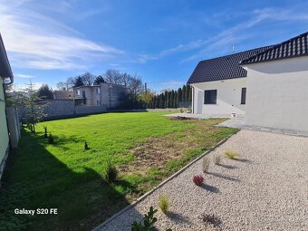 3.izb RD 730m pozemok - 6