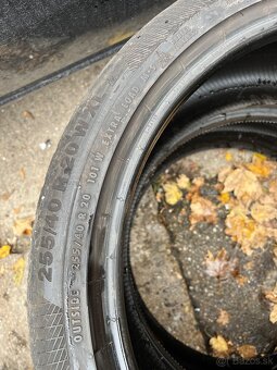 Zimne continental 255/40 R20 - 6