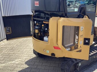 Caterpillar CAT 301.6 - 6