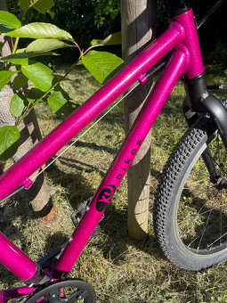 Predám ultra ľahký bicykel Kubikes 20S - 6