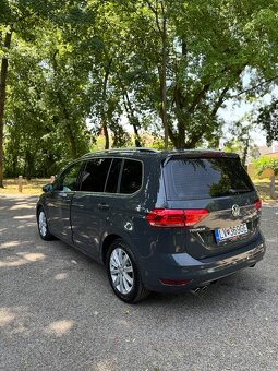 Volkswagen Touran 2.0TDI - 6