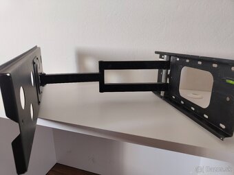 Držiak na TV VESA - 6