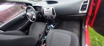 Predám Hyundai i20 1,2 rok výroby 2011 - 6