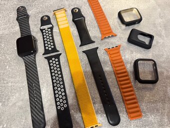 Predám Aplle Watch Series 6 - 6