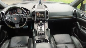 PORSCHE CAYENNE 4.8i - S. - 6