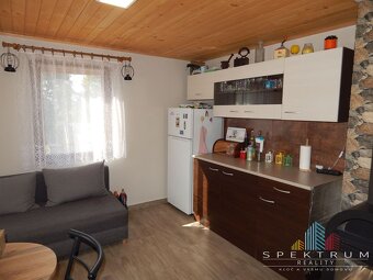 REZERVOVANÉ-SPEKTRUM REALITY- Na Predaj murovaná chata s poz - 6