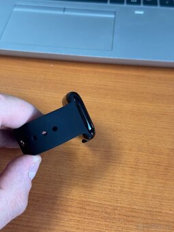 Apple Watch 10 42mm JET BLACK - rok záruka, len odskúšané - 6