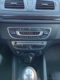 Renault Megane 1.6 16V - 6