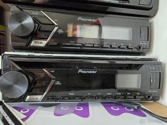Pioneer a Kenwood - 6