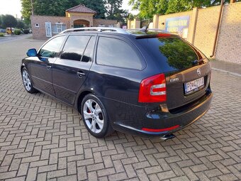 Predam Škoda Octavia II Combi VRS 2.0 TDI CR 125kW DSG TOP S - 6