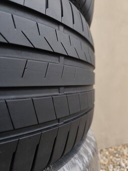 285/40R21 Bridgestone Alenza 001 - 6