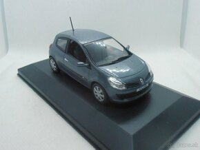 Renault Clio III, Renault R16, R8 TAXI 1/43 - 6