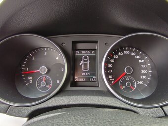 Predám Volkswagen golf 6 2.0 TDI DSG - 6