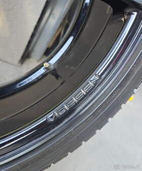 Vossen 5x112 265/35 R22 celoročné pneumatiky - 6