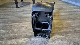 Stredový panel Mercedes A (2013-2017) - 6