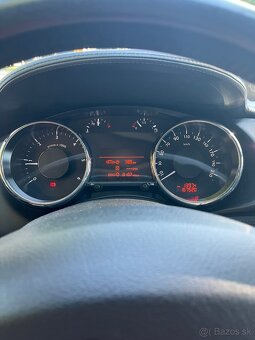 Peugeot 3008 , 2.0 BlueHDI , 110 KW - 6