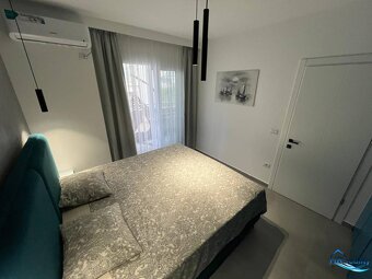 Sarandë - zariadený apartmán, výhľad na more, garážové státi - 6