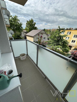 ,,REZERVOVANÝ,, Predaj 3 izbového bytu s dvoma balkónmi - 6