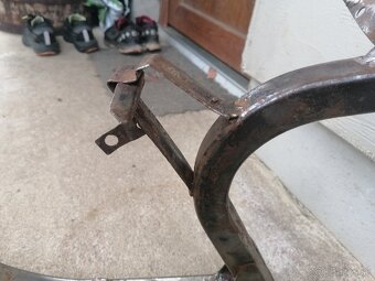 Predám rám so štítkom na Jawa 550 - 6