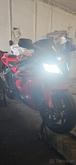 Honda CBR 1000 RR - 6
