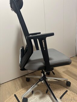 Kancelárska stolička - 6