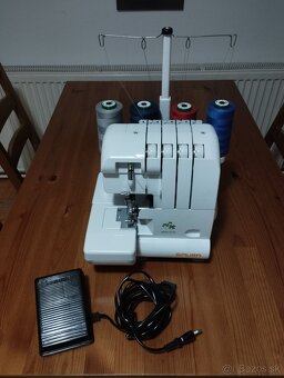 Obnitkovací stroj Siruba HSO-747D - 6