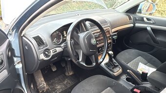 Škoda Octavia 2 facelift combi, sivá 9154 - 6