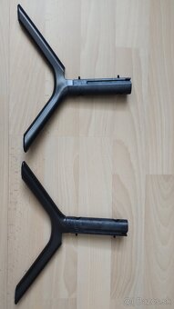 Predám stojan na TV Samsung UE50RU7172U - 6