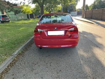 Predám BMW E90 318d 90kw r.v2008 - 6
