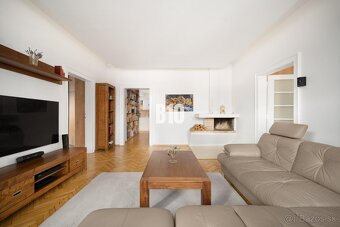 TICHO V CENTRE MESTA: 4 IZBOVÝ BYT PRI MEDICKEJ ZÁHRADE S KR - 6