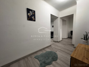 ZARIADENÝ zrekonštruovaný 2 izbový byt na Budovateľskej, Kom - 6