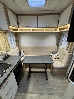 Obytný automobil Iveco - 6