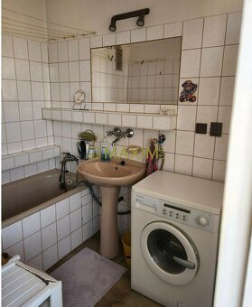 3- izbový byt na Muškátovej ulici po čiastočnej rekonštrukc - 6