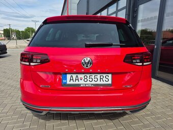 Volkswagen Passat Alltrack 2.0 TDI 4MOTION DSG Business - 6