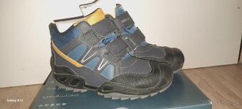 Predám chlapčenské zimné topánky Geox, veľkosť 35 - 6