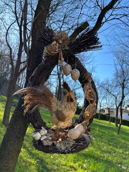Chalupárska dekorácia z brezového prútia s kohútikom - 6