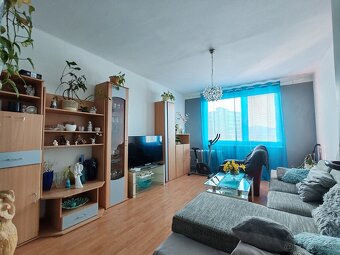 Topoľčany - 3 izbový byt s 3 balkónmi - pôvodný stav - 6