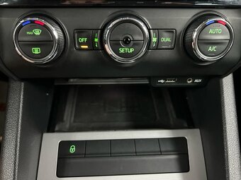 Octavia Combi 1,6 TDI Business 77kW M5 - 6