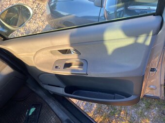 VW Sharan 1.9TDI 96KW - 6