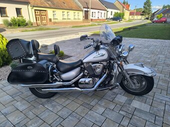 Suzuki VL 1500 Intruder - 6