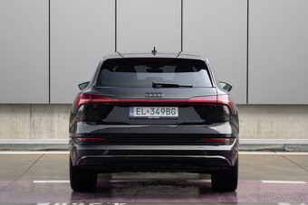 Audi E-tron 55 quattro Advanced 300 kW - 6