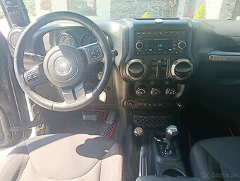Jeep Wrangler 2.8 SPORT 4X4 - 6