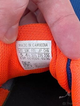 Tenisky Adidas non-marking 37 1/3 - 6
