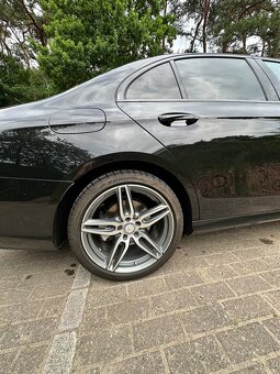 Mercedes E 220d AMG 4MATIC (w213) - 6