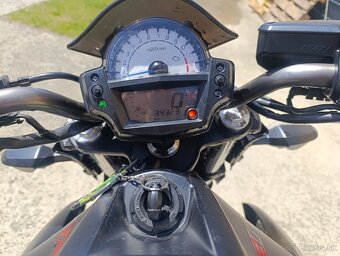 Kawasaki ER-6N - 6