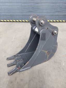 Hydraulický rýchloupinák na minibager + lyžica 30 cm 3T - 6