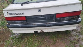 Renault 25 2.1 dízel veterán - 6